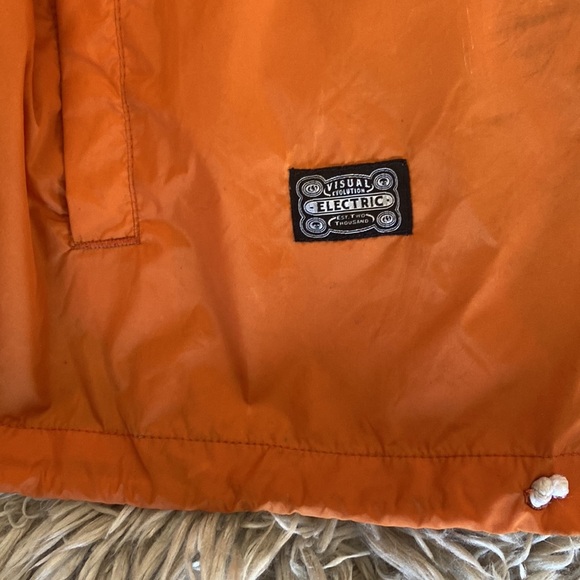 Rain jacket - Picture 3 of 3